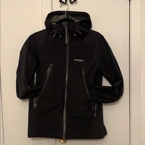 Noronna Falketind Gore-Tex Jacket